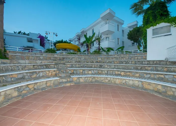 Bendis Beach Hotel