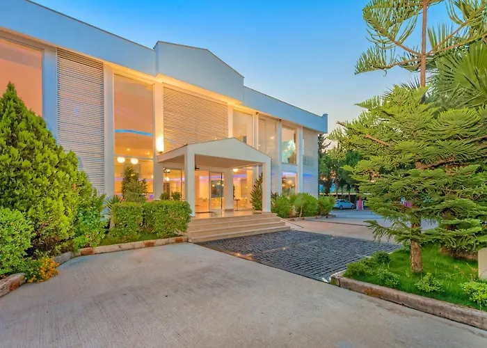 Bendis Beach Hotel