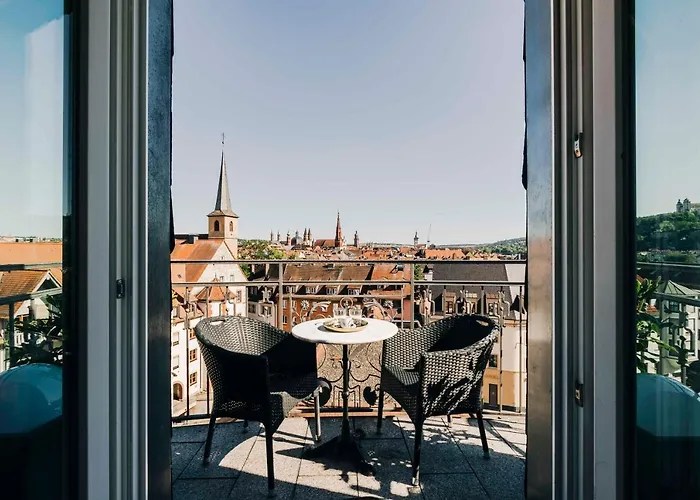 DAS v EVERT Hotel - am Congress Centrum Würzburg