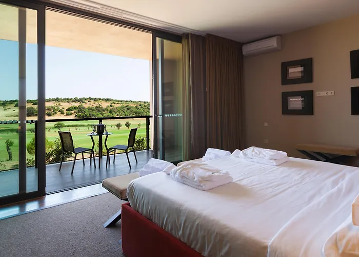 Nau Morgado Golf & Country Club