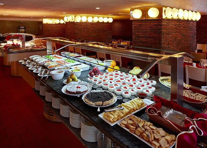 Alcazar Hotel & Spa