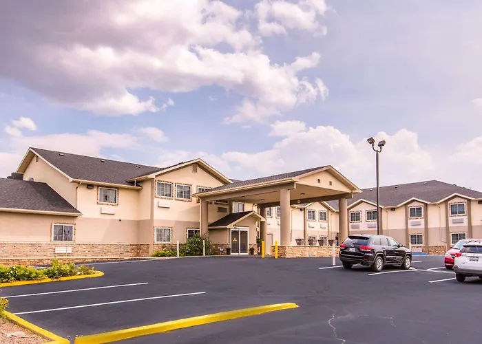Quality Inn & Suites University