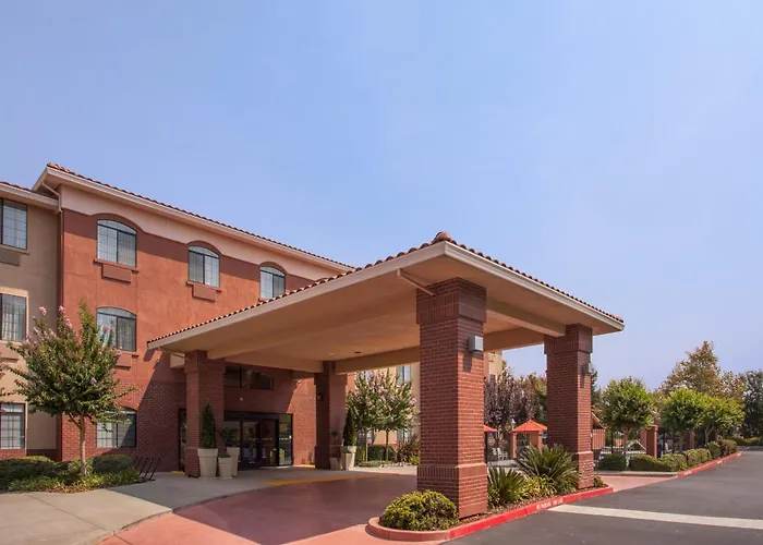 Holiday Inn Express Davis-University Area By Ihg