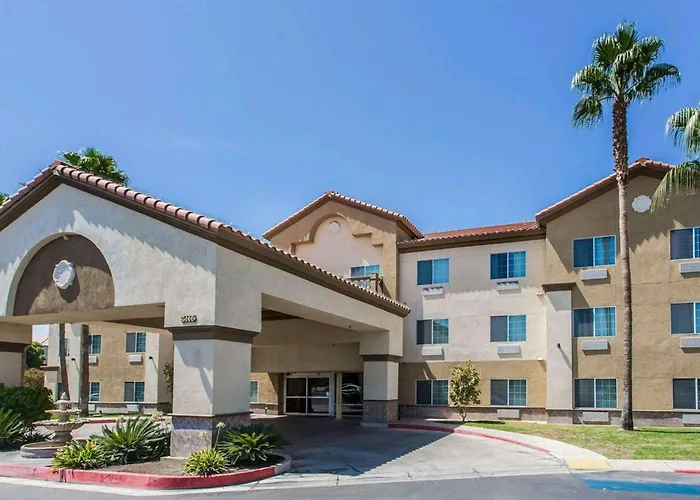 Comfort Suites Bakersfield
