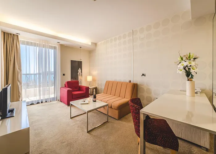 Hotel & Apartments Hec Residence