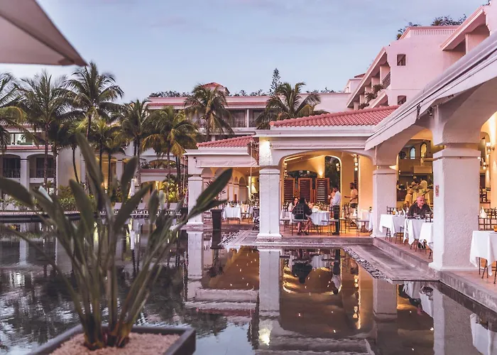 Mauricia Beachcomber Resort & Spa