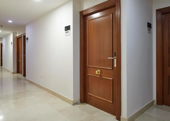 Iraipe Logrono Hotel