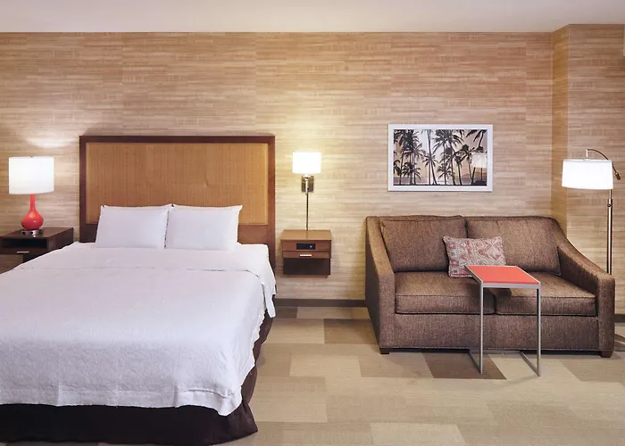 Hampton Inn&Suites Oahu Kapolei - FREE Parking - No Resort Fee