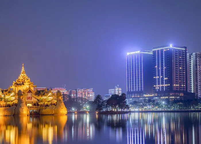 Hotel Wyndham Grand Yangon