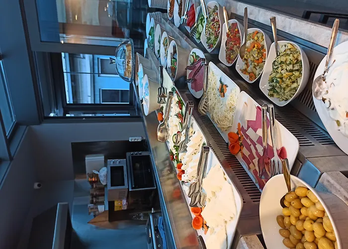 Triada Hotel Karakoey
