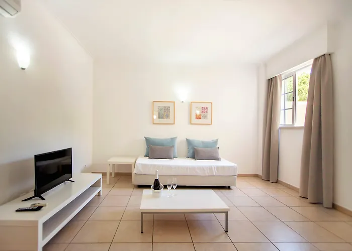 Aquamar Albufeira Aparthotel