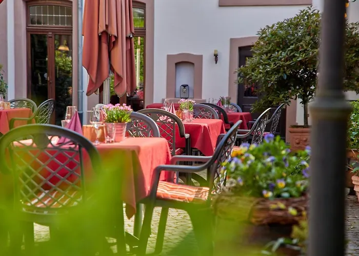 Hotel Sankt Maximilian "Inklusive Parkplatz"