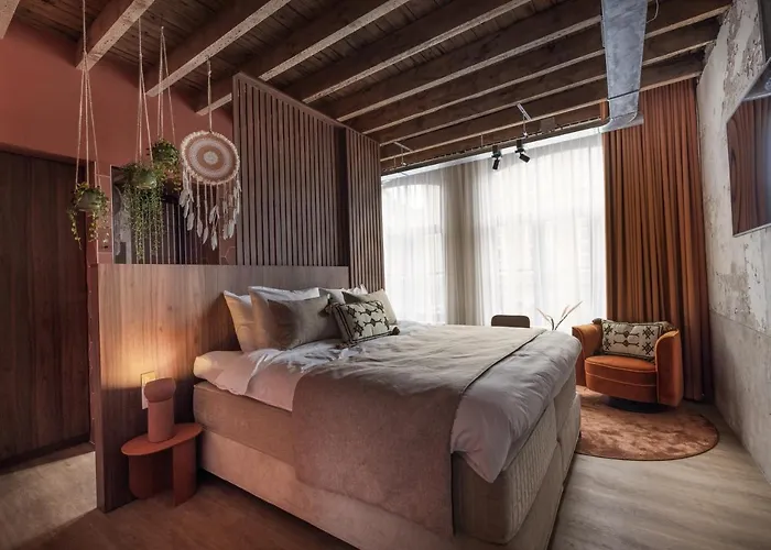 Cousins Boutique Hotel