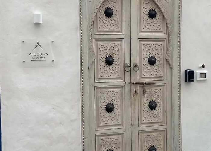 Alesia Luxury Cave Bed & Breakfast Ostuni