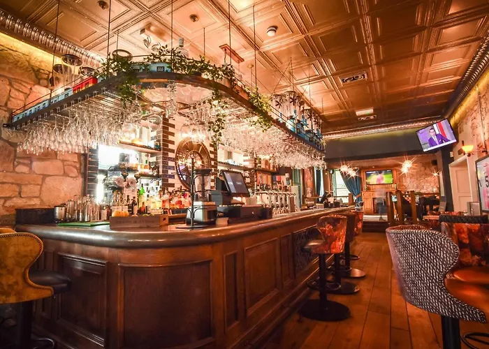 The Meadowpark Bar, Kitchen & Rooms