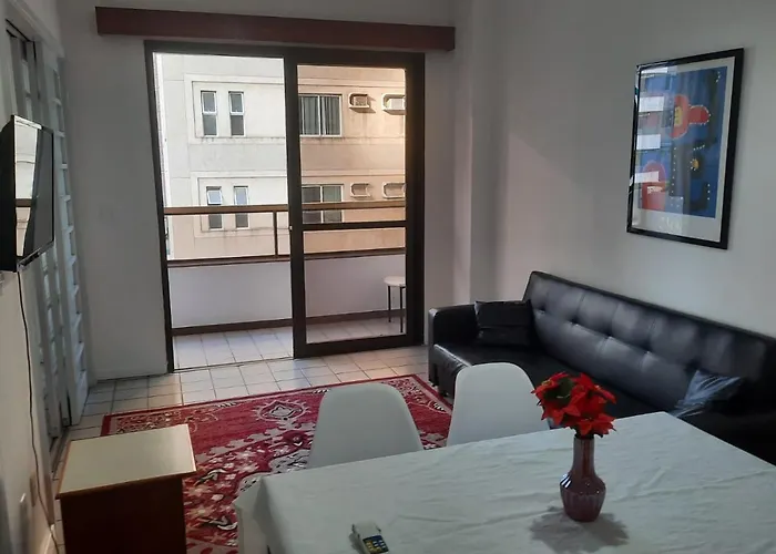 Flat no la residence com acesso a clube
