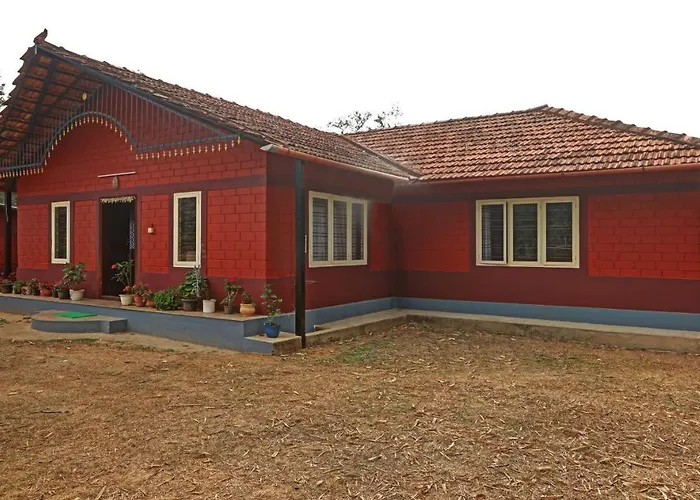 Hotel Allaranda Homestay
