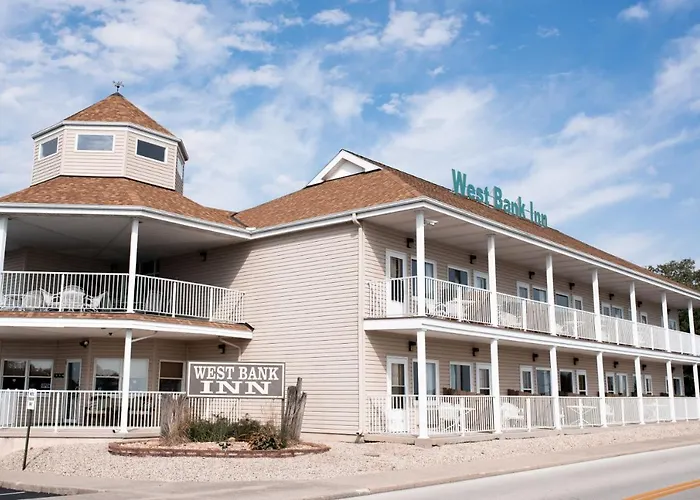 West Bank Inn Celina