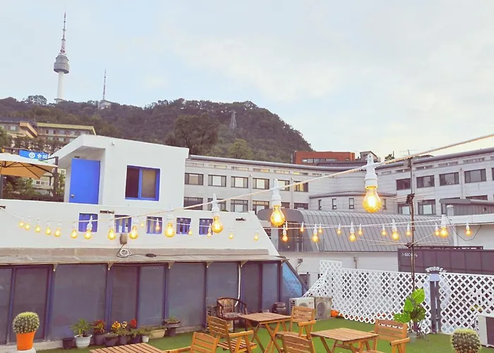 Oyo Rooftop Hostel