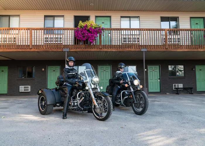Riviera Motor Lodge