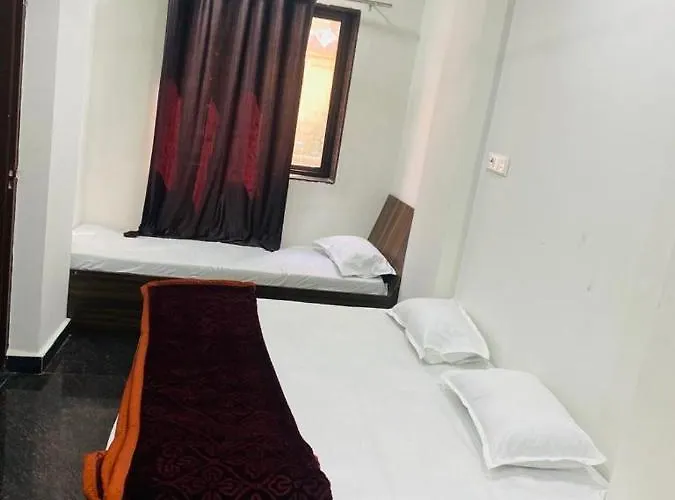 Hotel Arsh Palace