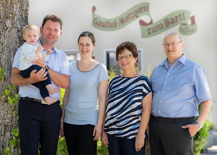 Land-gut-Hotel Zum Bartl