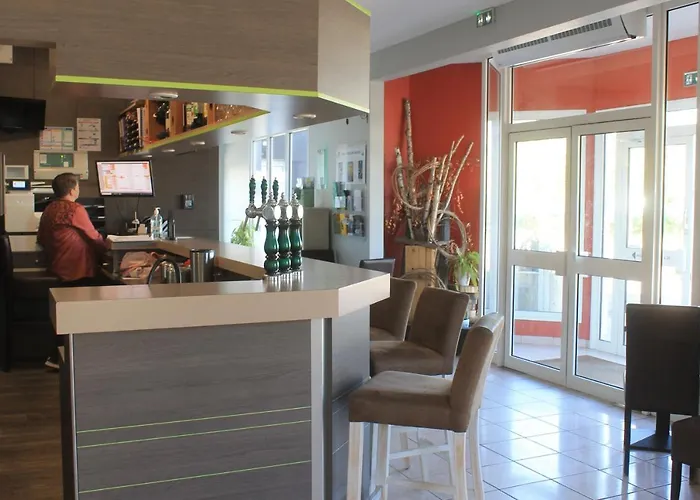 Logis Hotel Des Portes De Meuse