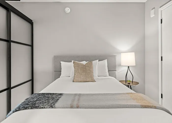 Coda On Half, A Placemakr Experience - Navy Yard