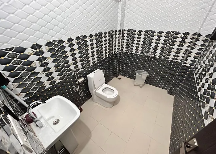 Hotel Himalayan Foxhole
