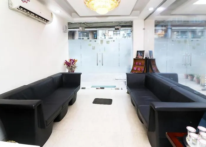 Fabhotel Smriti Star