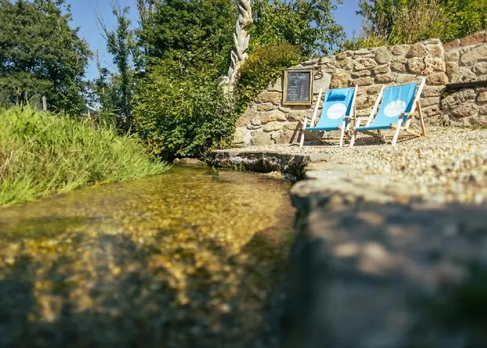 Gasthof Pension Schmirl
