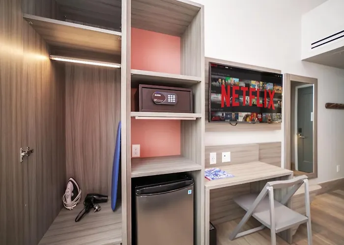 The Julia Hotel (Adults Only)