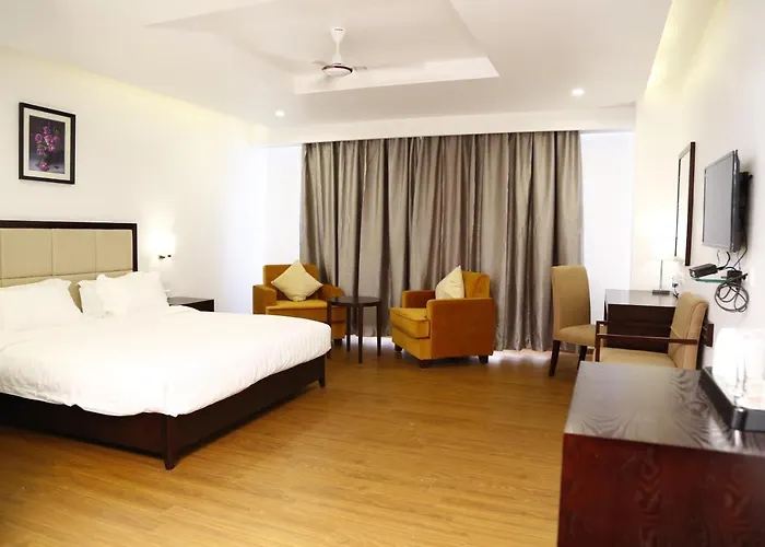 Triguna Clarks Inn Kurnool