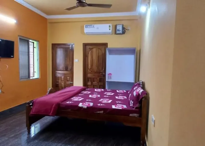 Goroomgo Neelachal Holiday Nibasa: Beachside Retreat in Puri