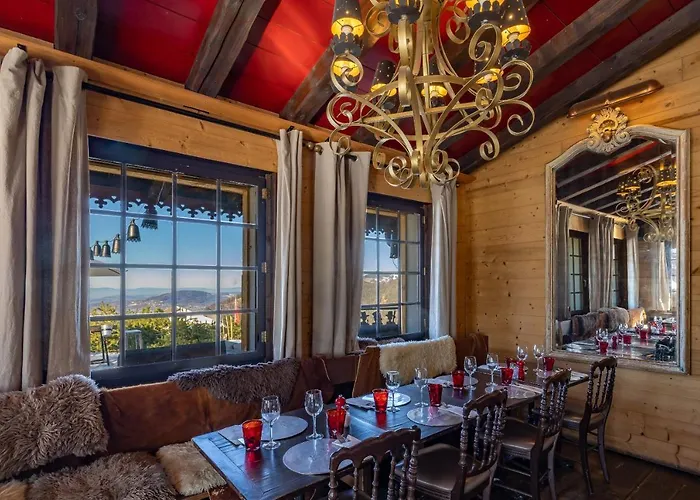 Le Coucou Hotel Restaurant&Lounge-Bar