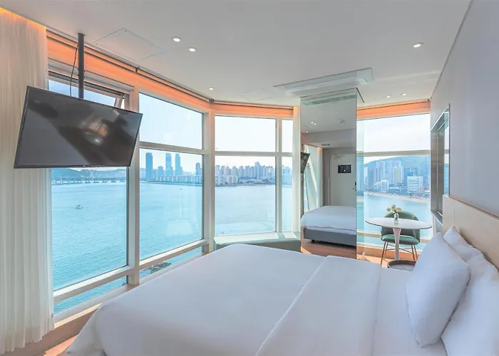 Hotel Marine view