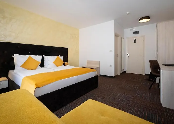 Hotel Bor