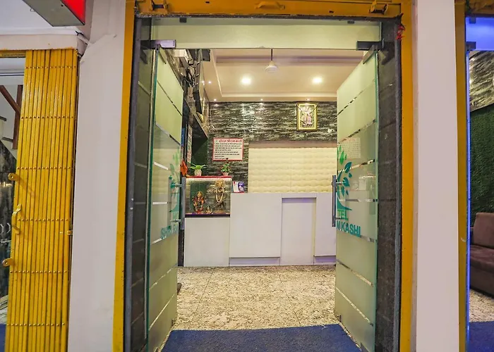Fabhotel Shri Ram Kashi