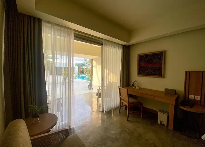 Ayom Suite