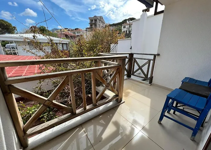 Giritli Rum Meyhanesi&Butik Otel