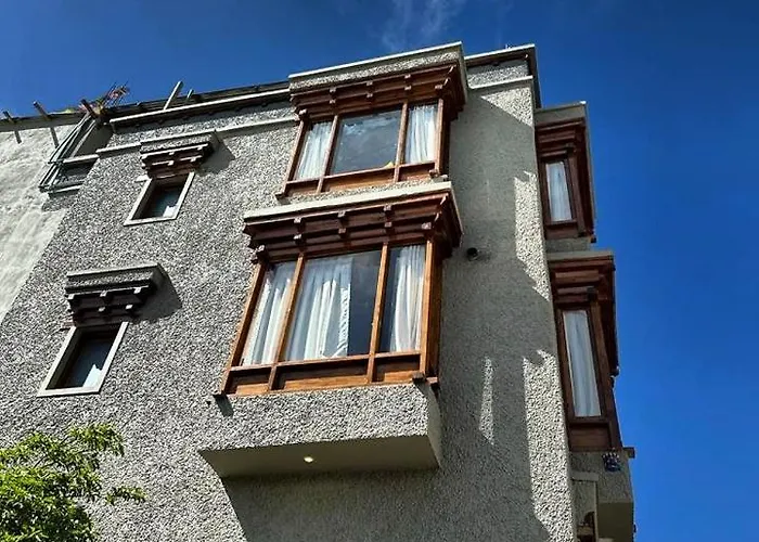 Maple House Ladakh