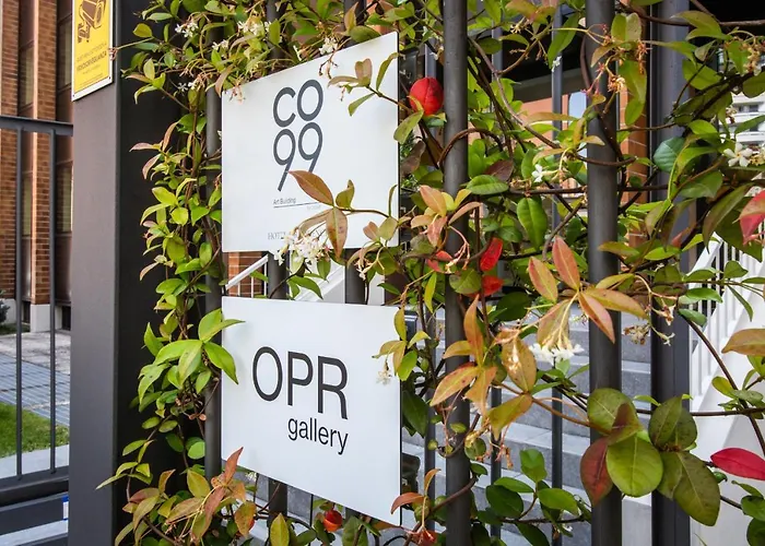 Co99 Art Building Residence