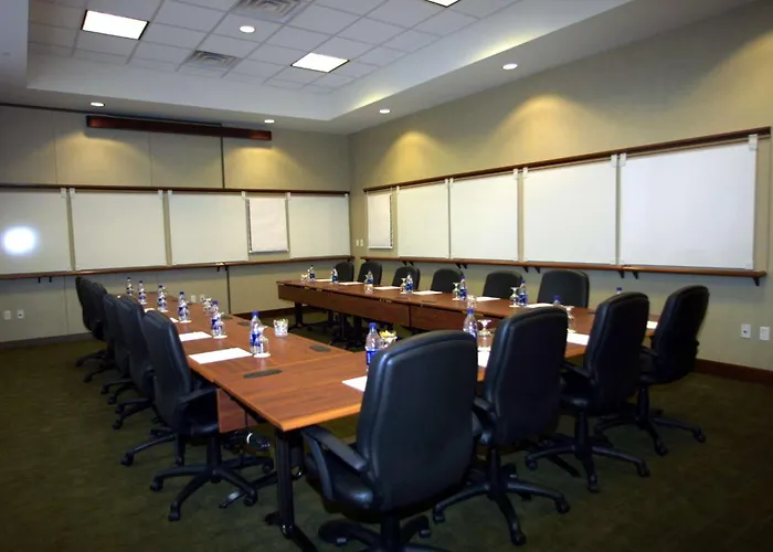 Doubletree By Hilton Hotel & Executive Meeting Center Omaha-Downtown