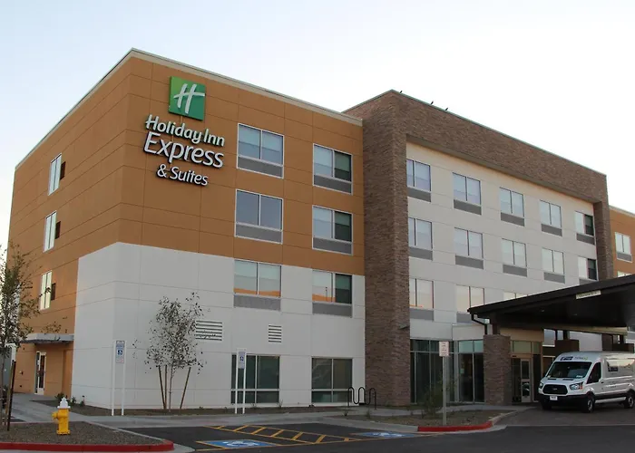 Holiday Inn Express & Suites - Phoenix - Airport North By Ihg