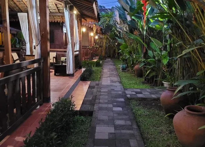 La Tavisa Hotel Borobudur