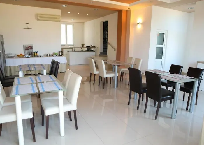 Villa Aurora