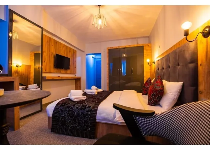 Otel374