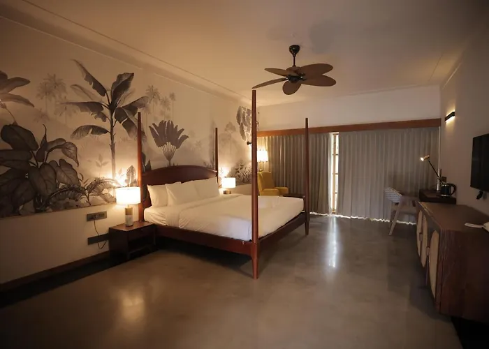 Prasanthi Hotel