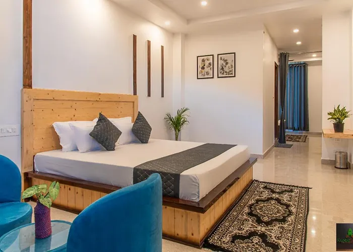 The Hillside Inn Kasauli By Exotic Stays