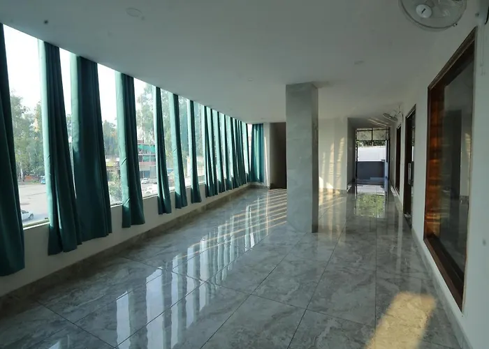Raghav Inn